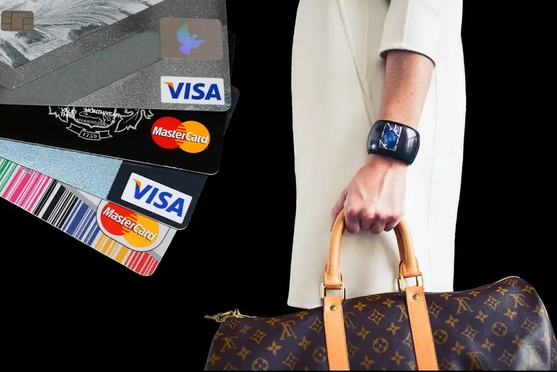 A lady holding a bag with a Credit cards on the image, symbolizing Shopping in Austin Texas.